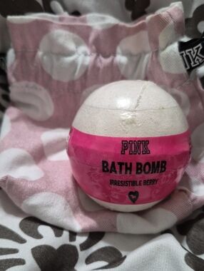 PINK Victoria's Secret White Bath Bomb with Hot Pink Label - Irresistible Berry